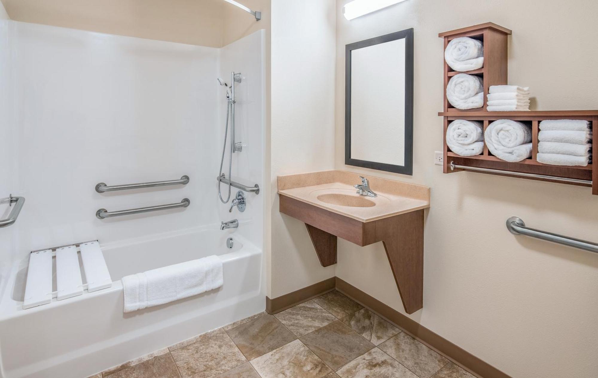 My Place Hotel-Aberdeen, Sd Экстерьер фото